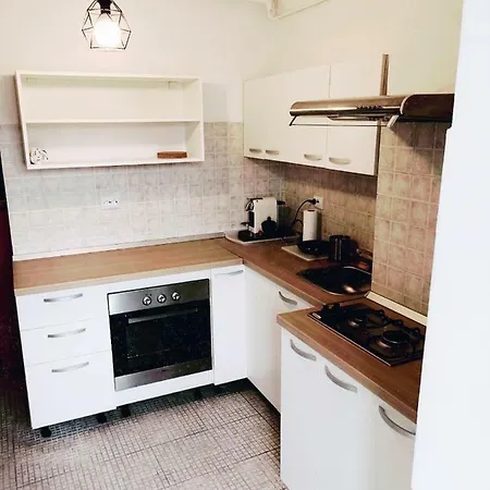 Apartamento The Nest, Central Studio, Fully Equipped In *